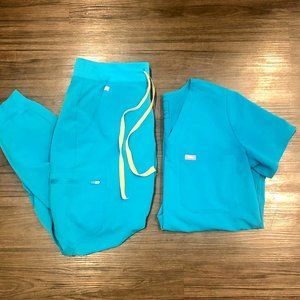 FIGS Scrubs - Teal scrubs set - Female